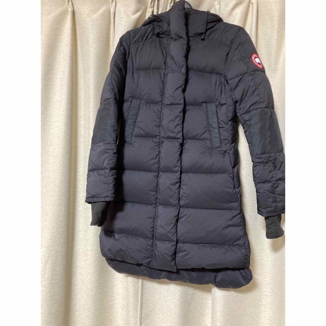 CANADA GOOSE(カナダグース)のカナダグース　アリストンコート　x s レディースのジャケット/アウター(ダウンジャケット)の商品写真