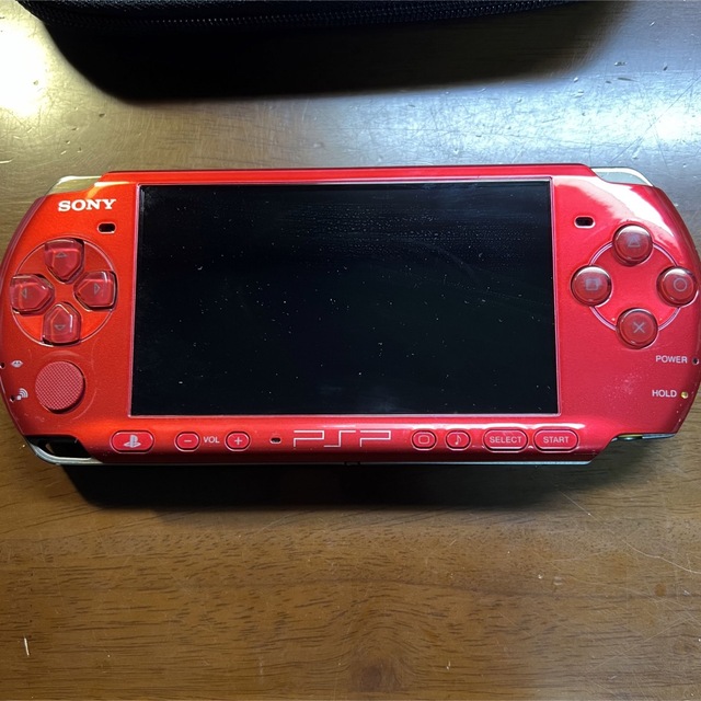 PSP 3000 Radiant Red 本体 《新品バッテリー》ソフト3種