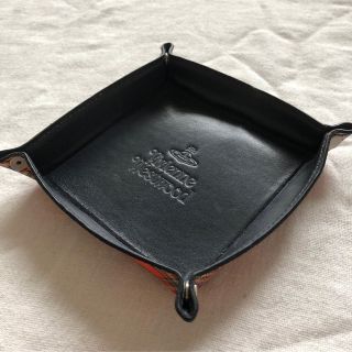 ヴィヴィアン(Vivienne Westwood) 小物入れの通販 35点 | ヴィヴィアン