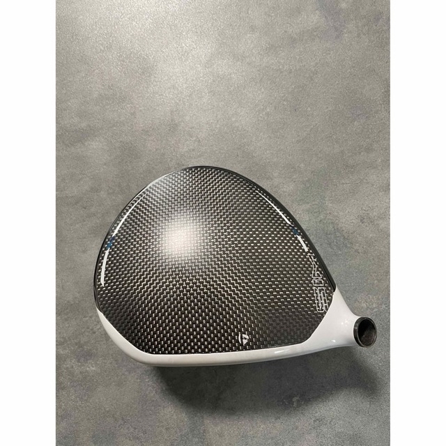 TaylorMade(テーラーメイド)のSIMドライバー 10.5° ヘッド+ヘッドカバー スポーツ/アウトドアのゴルフ(クラブ)の商品写真