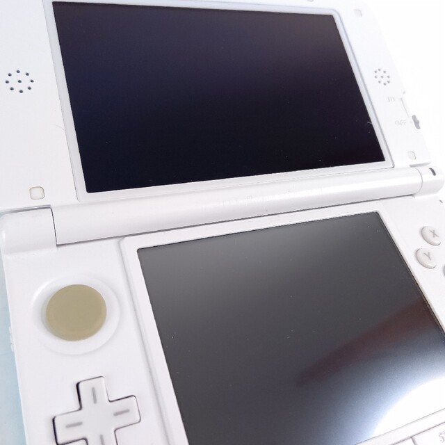 ニンテンドー3DS LL ミント×ホワイト　Nintendo　画面極美品　本体