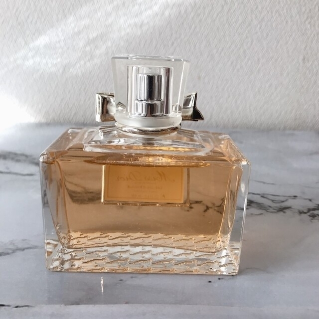 Christian Dior(クリスチャンディオール)の未使用　ミスディオール　オーデパルファム　EDP SP 100ml　旧ボトル コスメ/美容の香水(香水(女性用))の商品写真