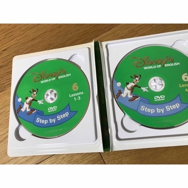 Disney(ディズニー)のStep by Step DVD＆Fun With Words CDガイド付き キッズ/ベビー/マタニティのおもちゃ(知育玩具)の商品写真