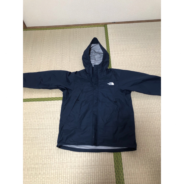 新品未使用　THE NORTH FACE ウインドブレーカー　　L ネイビー メンズのジャケット/アウター(その他)の商品写真