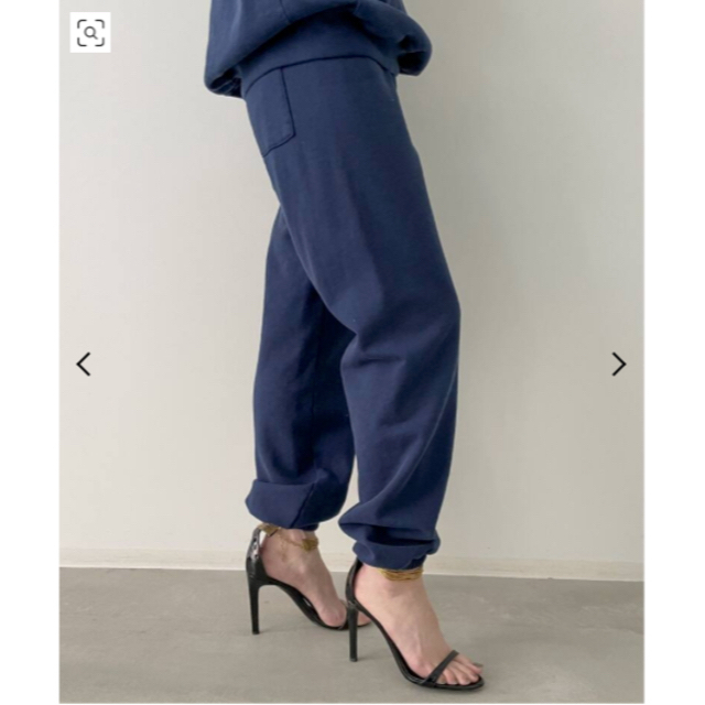 L'Appartement DEUXIEME CLASSE(アパルトモンドゥーズィエムクラス)の【SPORTY&RICH】ATHLETIC CLUB SWEATPANTS レディースのパンツ(その他)の商品写真