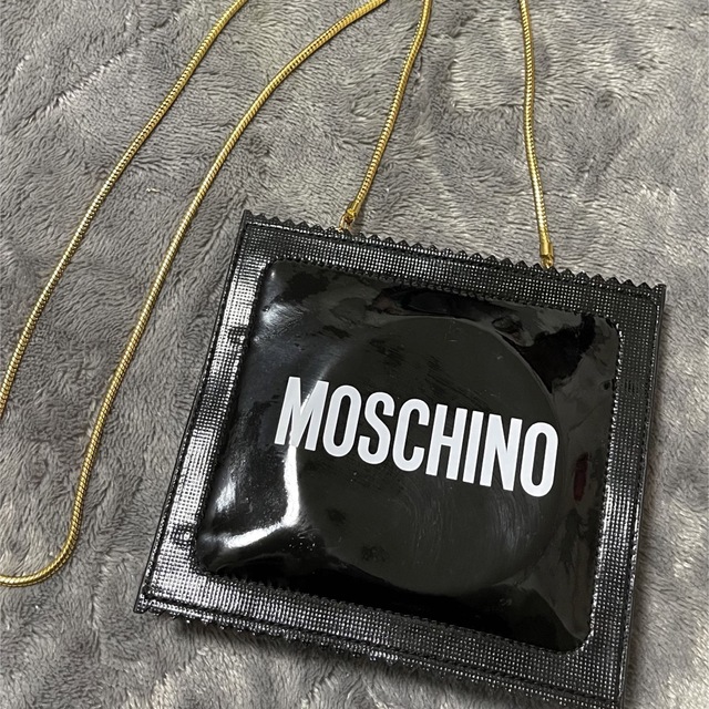 H&M MOSCHINOコラボ コンドーム型ショルダーバッグ(3月末まで出品)MOSCHINO