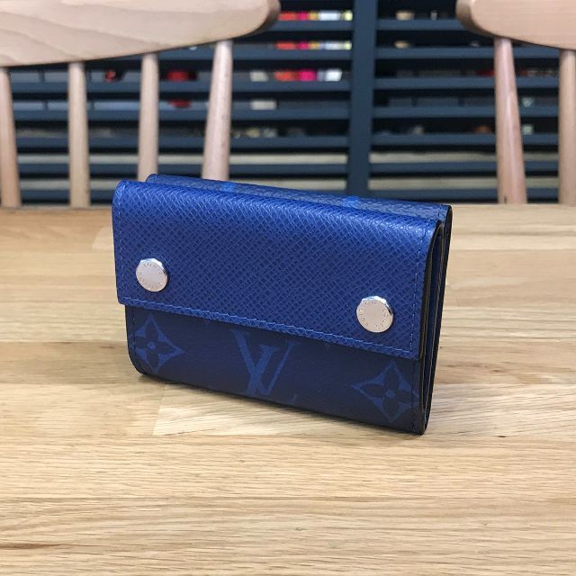 LOUIS VUITTON - 新品☆ルイヴィトン☆ディスカバリーコンパクト☆三