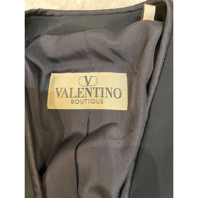 Valentino バレンチノ ノーカラー スカートスーツ 肩パッド-
