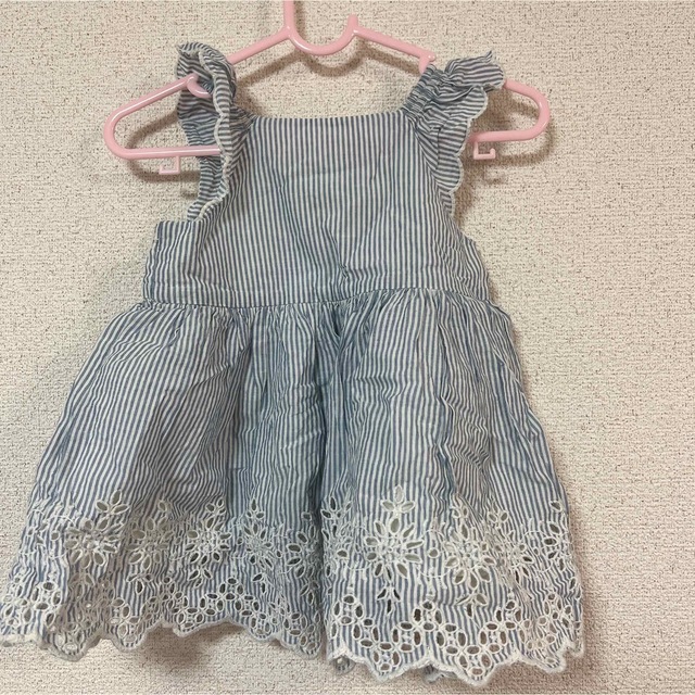 babyGAP(ベビーギャップ)のGAPbaby 70cm ワンピース　トップス　子供 キッズ/ベビー/マタニティのベビー服(~85cm)(ワンピース)の商品写真