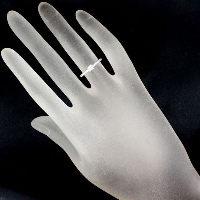 ティファニー ノヴォ プリンセスカット ダイヤモンド 0.18ct リング