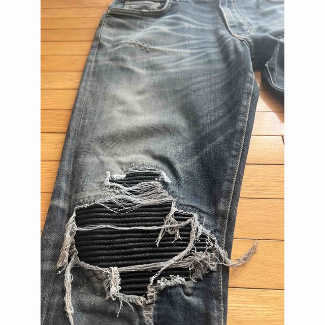 AMIRI ダメージジーンズ ダメージデニム アミリ