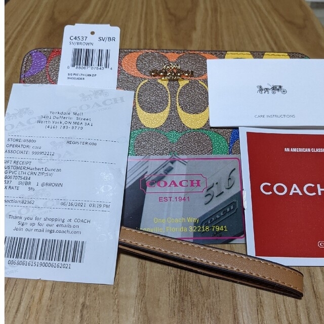 COACH(コーチ)のCOACH  長財布　カラフルシグネチャー レディースのファッション小物(財布)の商品写真