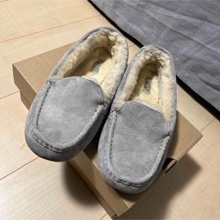 UGG モカシン　ムートンシューズ(スリッポン/モカシン)