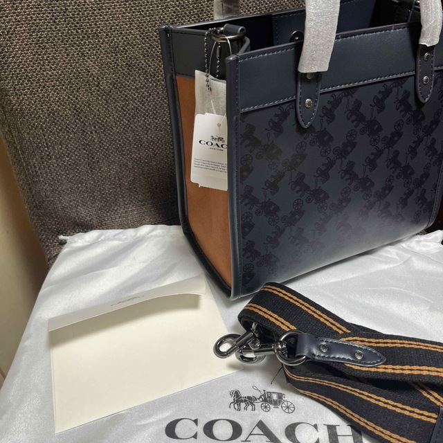 COACH フィールド トート 22 ホース アンド キャリッジバッグ