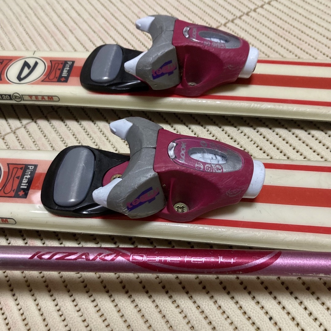 DYNASTAR(ディナスター)のDYNASTER  120cm ＆Look 　子ども用スキー　ストック　セット スポーツ/アウトドアのスキー(板)の商品写真