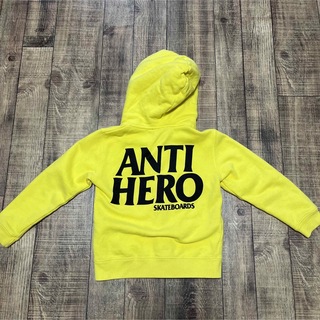 アンチヒーロー(ANTIHERO)のANTIHERO KIDS キッズ フーディ パーカ 黄色 110cm(Tシャツ/カットソー)