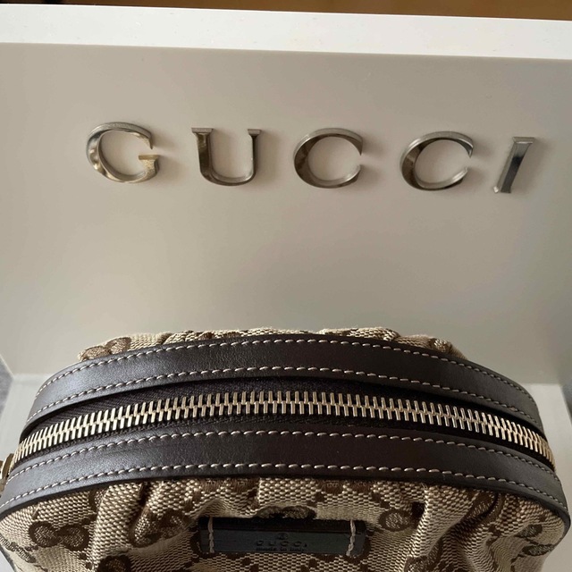 Gucci(グッチ)のGUCCIポーチ レディースのファッション小物(ポーチ)の商品写真