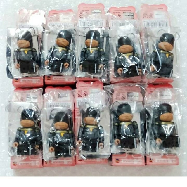 BE@RBRICK(ベアブリック)の10個セット ブラックアダム ベアブリック シリーズ45 エンタメ/ホビーのおもちゃ/ぬいぐるみ(キャラクターグッズ)の商品写真