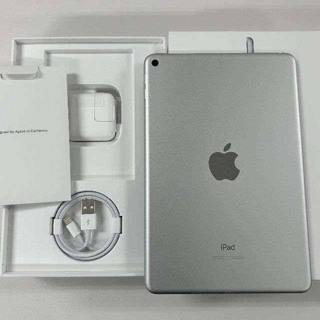 iPad(アイパッド)のiPad mini5 第5世代 Wi-Fi 64GB Silver スマホ/家電/カメラのPC/タブレット(タブレット)の商品写真
