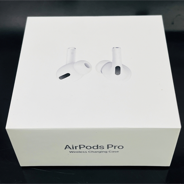 Apple(アップル)のAirPods Pro MWP22J/A【第一世代/動作確認済み 付属品あり】 スマホ/家電/カメラのオーディオ機器(ヘッドフォン/イヤフォン)の商品写真