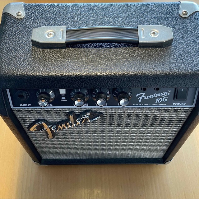 Fender(フェンダー)のFender ギターアンプ Frontman 10G 楽器のギター(ギターアンプ)の商品写真