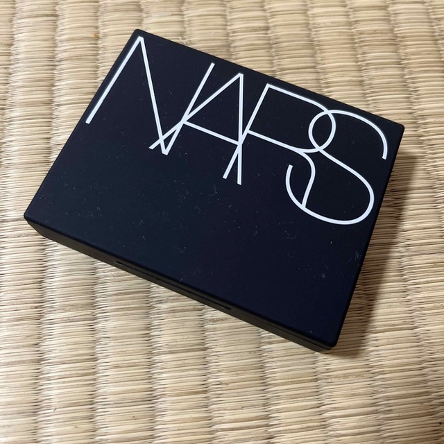 NARS(ナーズ)のNARS ライトリフレクティング セッティングパウダー コスメ/美容のベースメイク/化粧品(フェイスパウダー)の商品写真