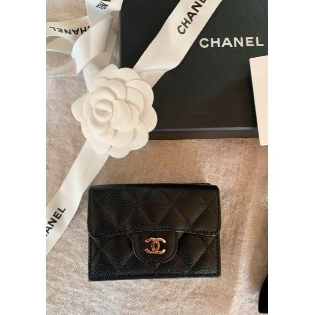 最も信頼できる CHANEL 新品未使用CHANELコンパクトウォレット