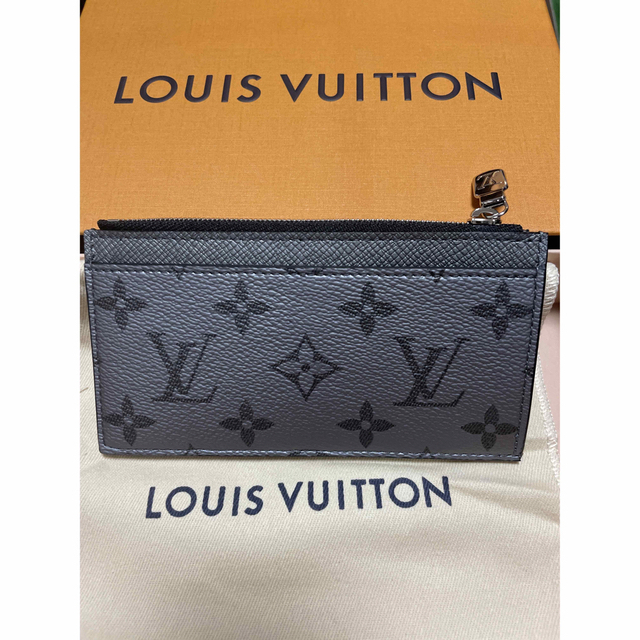 LOUIS VUITTON(ルイヴィトン)の【新品・未使用】ルイ・ヴィトン コインカードホルダー シルバー M30839 メンズのファッション小物(コインケース/小銭入れ)の商品写真