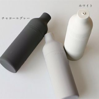 新品　sarasa design スクィーズボトル　洗剤ボトル　ホワイト(日用品/生活雑貨)