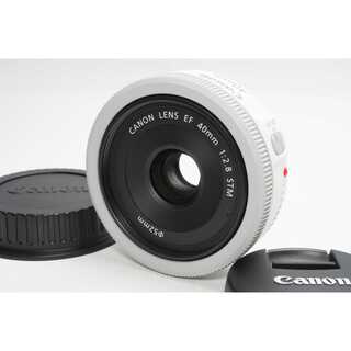 キヤノン(Canon)の❤️希少なホワイトカラー❤️Canon EF 40mm f2.8 STM レンズ(レンズ(単焦点))