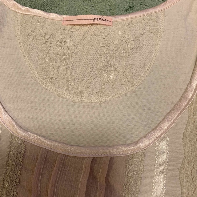 peche ピンクTシャツ レディースのトップス(Tシャツ(半袖/袖なし))の商品写真