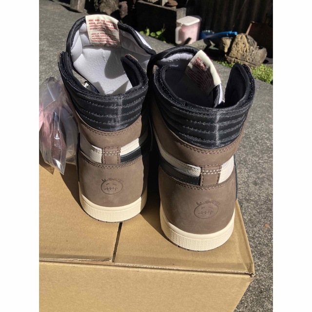 Travis Scott  Air Jordan 1  ジョーダン1