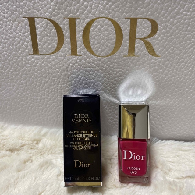 Christian Dior(クリスチャンディオール)の【新品未使用】ディオール ヴェルニ / 873 サデン コスメ/美容のネイル(マニキュア)の商品写真