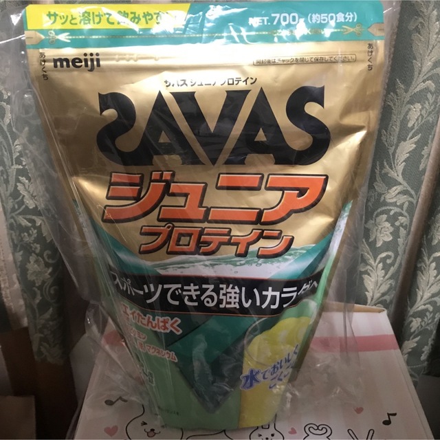 SAVAS(ザバス)のザバスSAVAS ジュニアプロテイン マスカット風味 700g 約50食分 未開 食品/飲料/酒の健康食品(プロテイン)の商品写真