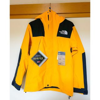 ノースフェイス(THE NORTH FACE) マウンテンパーカー(ゴールド/金色系