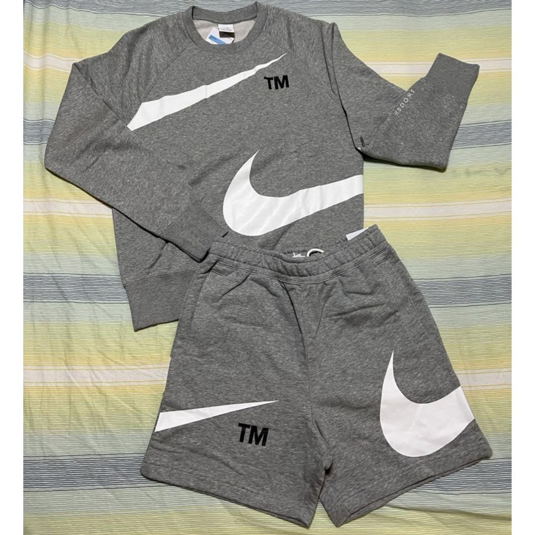 NIKE(ナイキ)の[新品] ナイキ ビッグ スウッシュ メンズ セットアップ メンズのスーツ(セットアップ)の商品写真