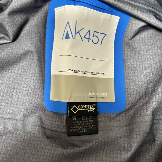 AK457 - Burton AK457 GUIDE JACKET サイズSの通販 by ココ's shop ...