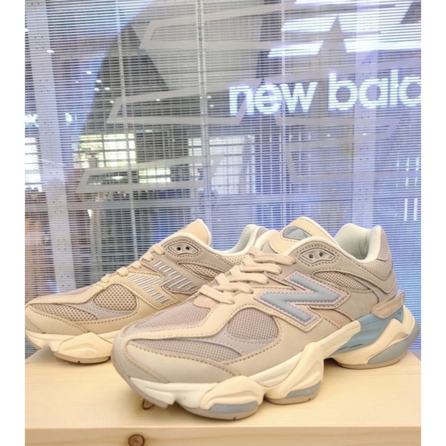 New Balance(ニューバランス)のニューバランス☆ 90/60 WCG 新品未使用 レディースの靴/シューズ(スニーカー)の商品写真