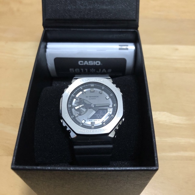 CASIO(カシオ)の今日限りの値段！！　CASIO 5611JA# シルバー メンズの時計(腕時計(デジタル))の商品写真