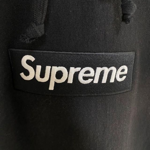 supreme パーカー　タグ付き