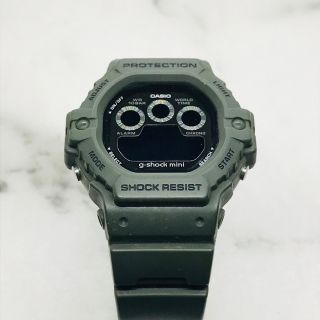 ジーショック(G-SHOCK)の電池切れ g-shock mini GMN-590 アーミーグリーン 美品(腕時計(デジタル))