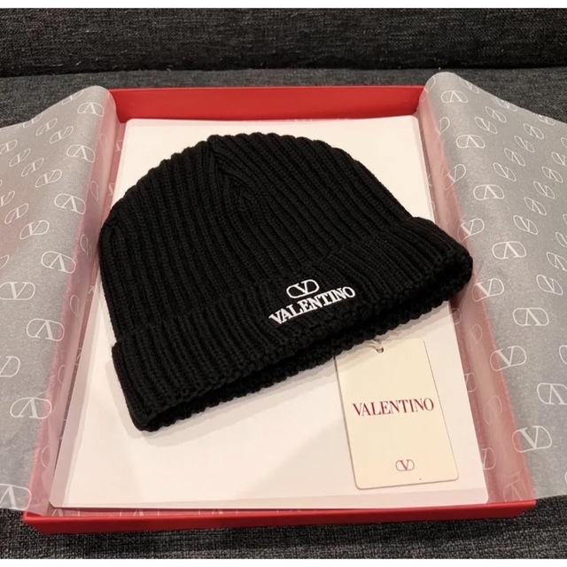 新品 Valentino ヴァレンティノ 刺ロゴ ウール ニット帽