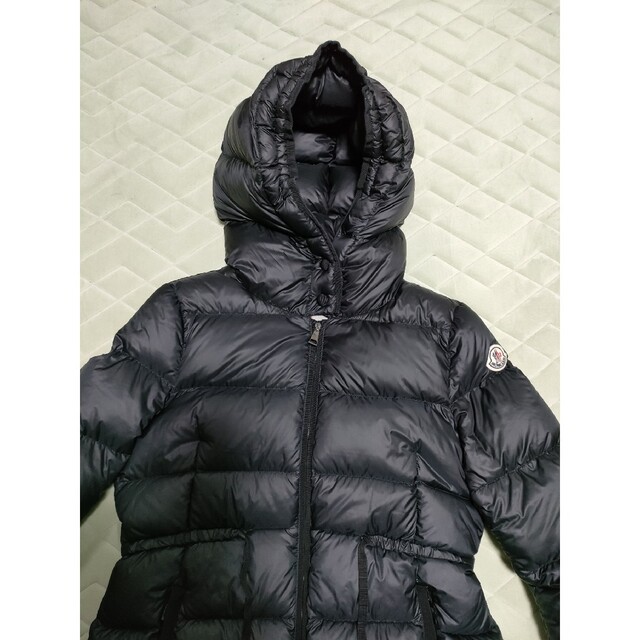 MONCLER(モンクレール)のモンクレール黒　０サイズ　Ｓ～Ｍサイズ美品 レディースのジャケット/アウター(ダウンコート)の商品写真