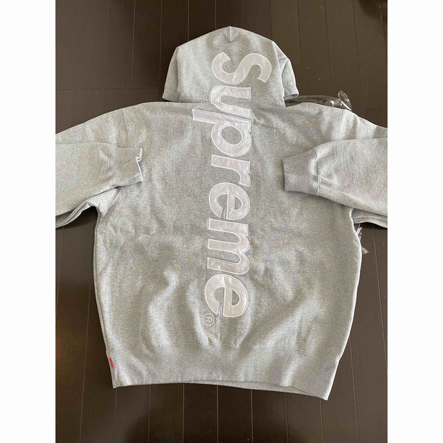 SUPREME Satain Aplique Hooded Swatshirt