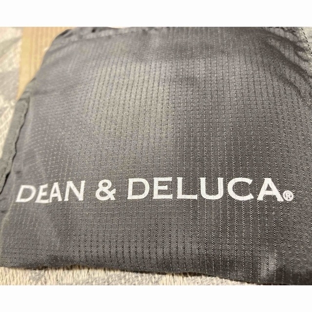 DEAN & DELUCA(ディーンアンドデルーカ)のDean and Deluca 小さくなる！エコバッグ レディースのバッグ(エコバッグ)の商品写真