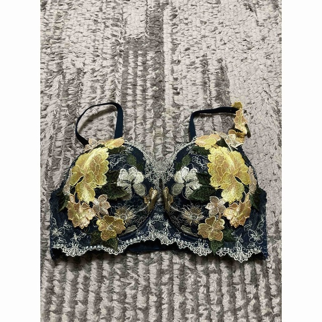 ❤割引販促品❤ サルート 59G フォークロア 店舗限定 ブラD65 & ソング