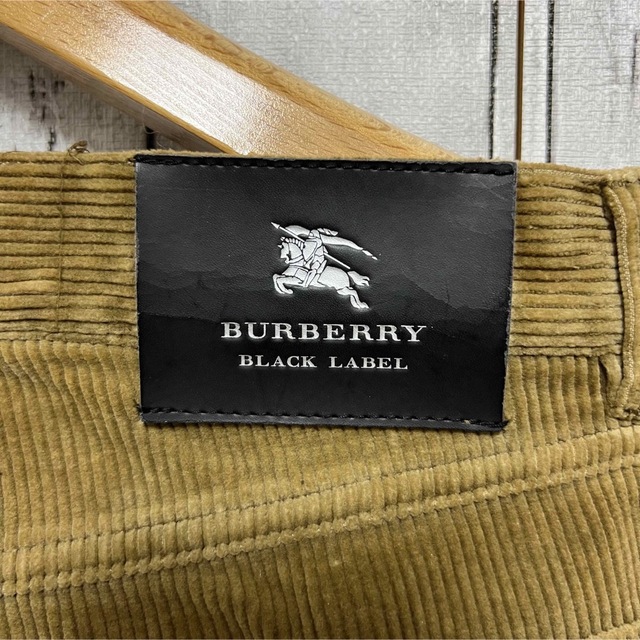 BURBERRY BLACK LABEL(バーバリーブラックレーベル)の未使用タグ付き！BURBERRY BLACK LABELコーデュロイパンツ！ メンズのパンツ(その他)の商品写真