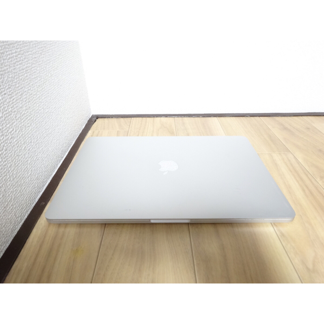 MacBook Pro 13 A1708 2016 Core i5 256GB MacBook Pro 13 A1708 2016 Core i5 256GB