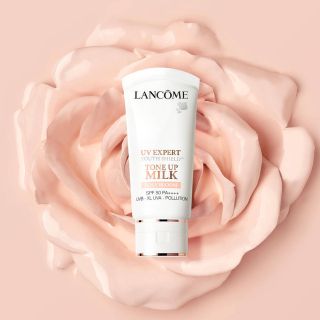 ランコム(LANCOME)のランコム　LANCOM UVエクスペールトーンアップローズ30ml(化粧下地)