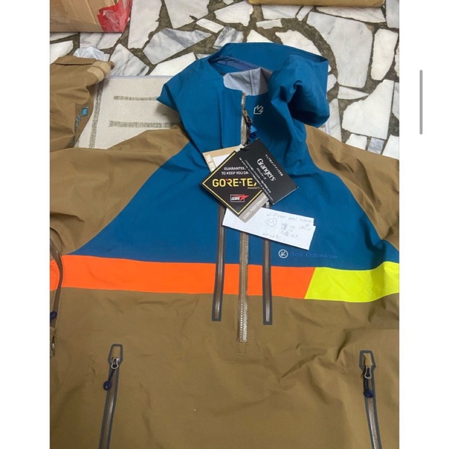 REW 22-23 real insane 3L jkt 01 M 【国産】 www.gold-and-wood.com